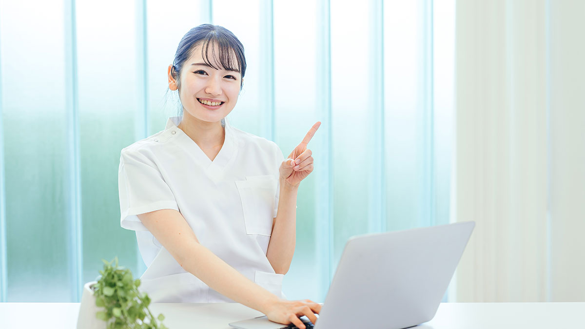 【国家資格】保育士資格は独学で十分?難易度は?活かせる企業も紹介!